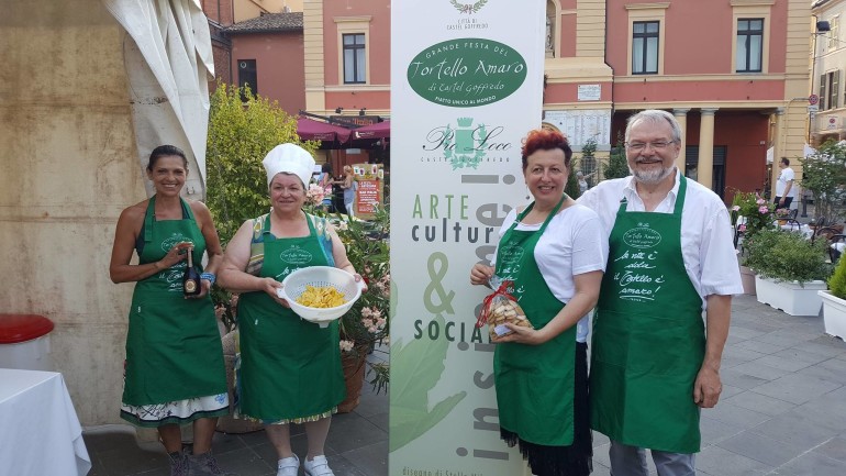 Per chi si sente giù c’è la torta del buonumore